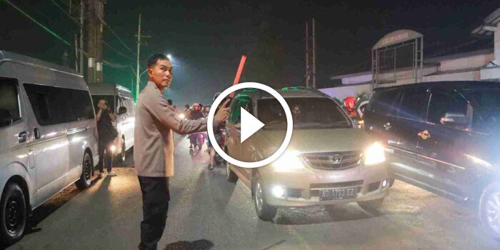 Pastikan Mudik Lancar, Kapolres Jombang Turun Langsung Atur Lalin