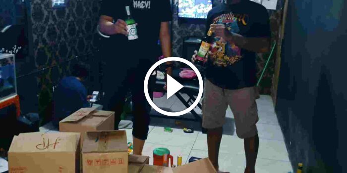 Polres Jombang Grebek Rumah Pemuda Ngoro Simpan Ratusan Miras&nbsp;Ilegal