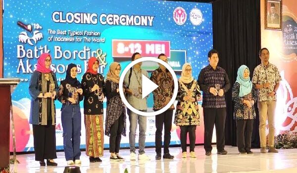 Diskopukmperindag Raih Penghargaan Stand Terbaik Kategori&nbsp;Tematik