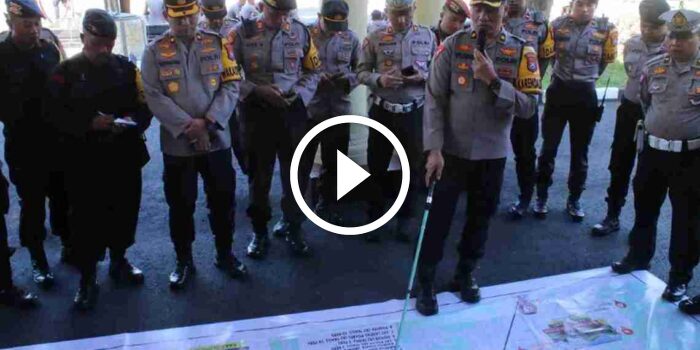 Kapolres Nganjuk Pimpin Apel Pergeseran Pasukan Pengamanan Pengesahan Calon Warga Baru&nbsp;PSHT