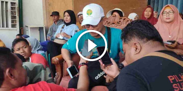 Lan-Jalanan Spectra, Direktur BPRS beri Layanan dapat Elektronik Berkualitas di&nbsp;Spectra